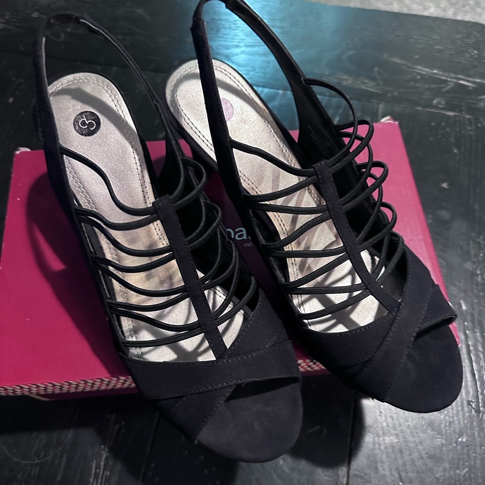Elegant Black Strappy Women's Heels